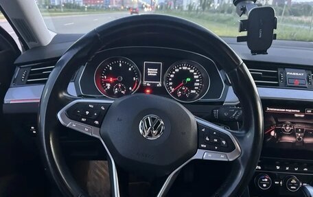 Volkswagen Passat B8 рестайлинг, 2020 год, 2 750 000 рублей, 5 фотография