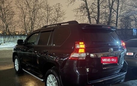 Toyota Land Cruiser Prado 150 рестайлинг, 2015 год, 3 550 000 рублей, 5 фотография