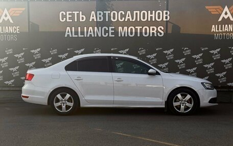 Volkswagen Jetta VII, 2013 год, 999 000 рублей, 8 фотография