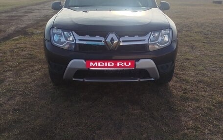 Renault Duster I рестайлинг, 2017 год, 1 180 000 рублей, 2 фотография
