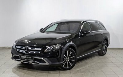 Mercedes-Benz E-Класс, 2018 год, 3 900 000 рублей, 1 фотография