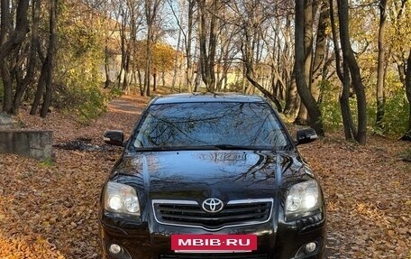 Toyota Avensis III рестайлинг, 2008 год, 840 000 рублей, 2 фотография