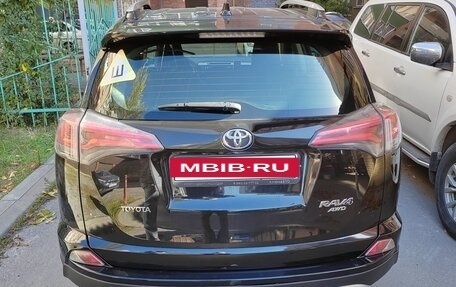Toyota RAV4, 2016 год, 2 900 000 рублей, 4 фотография