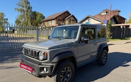 Suzuki Jimny, 2019 год, 2 240 000 рублей, 2 фотография
