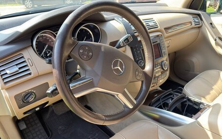 Mercedes-Benz R-Класс, 2011 год, 1 750 000 рублей, 5 фотография