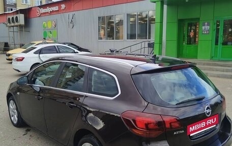 Opel Astra J, 2011 год, 670 000 рублей, 6 фотография