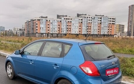 KIA cee'd I рестайлинг, 2011 год, 950 000 рублей, 2 фотография