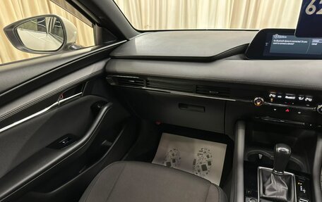 Mazda 3, 2020 год, 1 799 000 рублей, 14 фотография