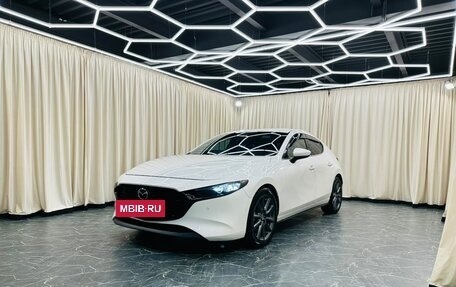 Mazda 3, 2020 год, 1 799 000 рублей, 2 фотография