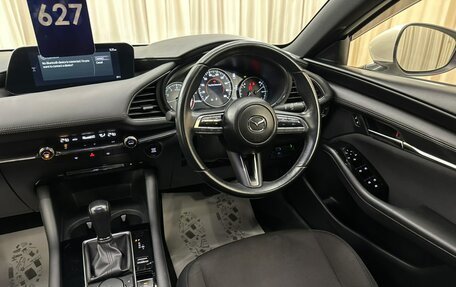 Mazda 3, 2020 год, 1 799 000 рублей, 15 фотография