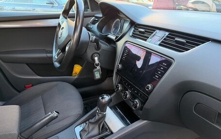 Skoda Octavia, 2017 год, 1 850 000 рублей, 11 фотография