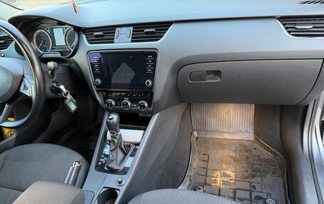 Skoda Octavia, 2017 год, 1 850 000 рублей, 12 фотография
