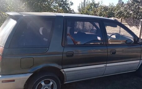 Mitsubishi Chariot III, 1994 год, 299 999 рублей, 4 фотография