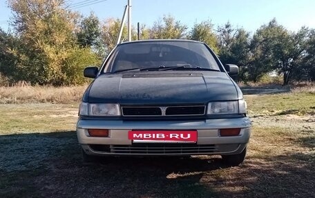 Mitsubishi Chariot III, 1994 год, 299 999 рублей, 2 фотография