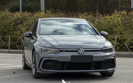 Volkswagen Golf VIII, 2023 год, 2 440 000 рублей, 6 фотография