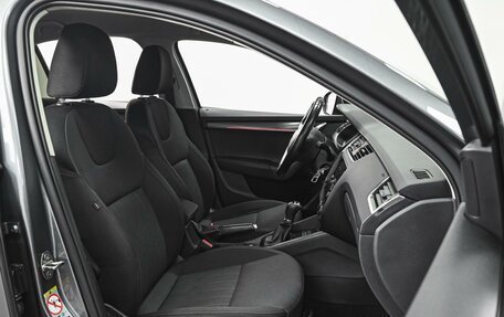 Skoda Octavia, 2017 год, 1 569 000 рублей, 8 фотография