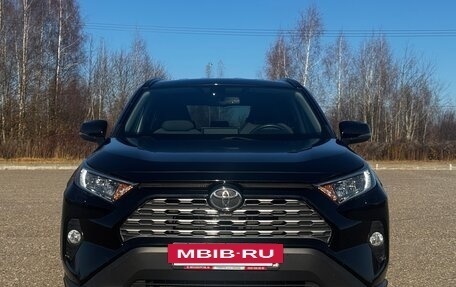 Toyota RAV4, 2021 год, 3 490 000 рублей, 2 фотография