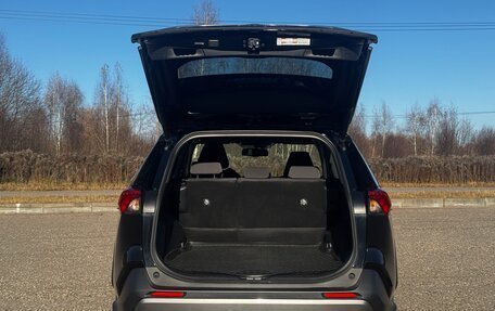 Toyota RAV4, 2021 год, 3 490 000 рублей, 11 фотография