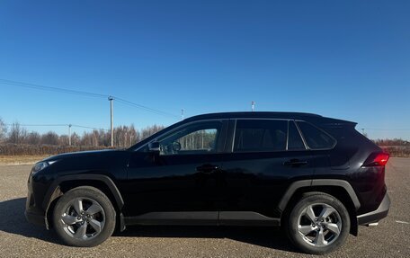 Toyota RAV4, 2021 год, 3 490 000 рублей, 13 фотография