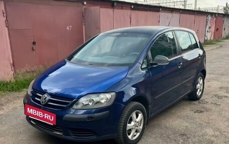 Volkswagen Golf Plus I, 2006 год, 350 000 рублей, 2 фотография