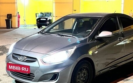 Hyundai Solaris II рестайлинг, 2013 год, 750 000 рублей, 6 фотография