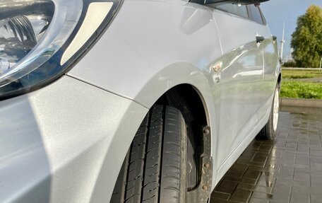 Hyundai Solaris II рестайлинг, 2011 год, 800 000 рублей, 10 фотография