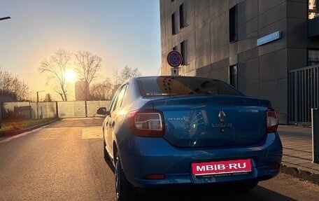 Renault Logan II, 2015 год, 700 000 рублей, 1 фотография