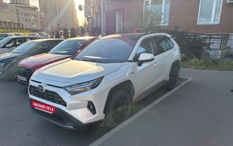 Toyota RAV4, 2023 год, 4 590 000 рублей, 2 фотография