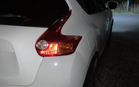 Nissan Juke II, 2011 год, 880 000 рублей, 2 фотография