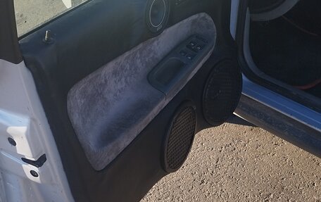 Volkswagen Passat B5+ рестайлинг, 1998 год, 390 000 рублей, 6 фотография