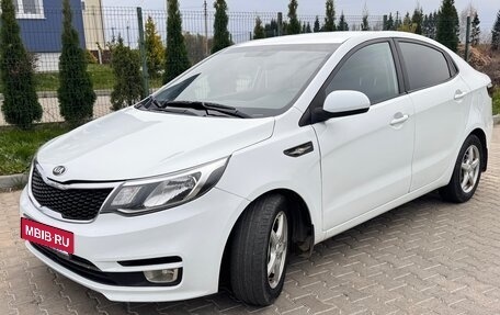 KIA Rio III рестайлинг, 2015 год, 830 000 рублей, 3 фотография