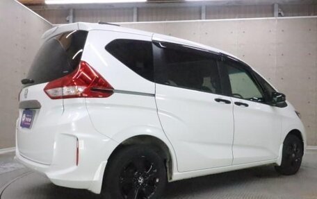 Honda Freed II, 2023 год, 1 400 000 рублей, 6 фотография