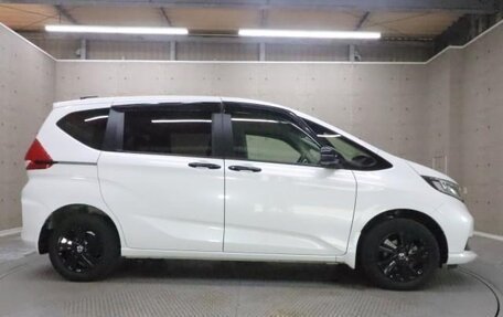 Honda Freed II, 2023 год, 1 400 000 рублей, 7 фотография