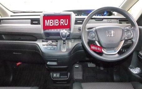 Honda Freed II, 2023 год, 1 400 000 рублей, 12 фотография