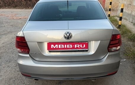 Volkswagen Polo VI (EU Market), 2018 год, 950 000 рублей, 2 фотография
