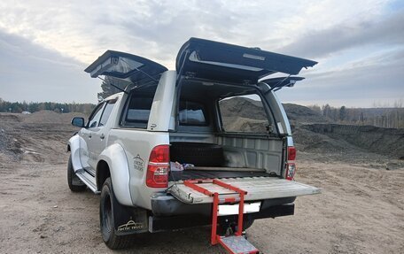 Toyota Hilux VII, 2014 год, 3 200 000 рублей, 8 фотография