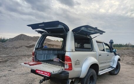 Toyota Hilux VII, 2014 год, 3 200 000 рублей, 7 фотография