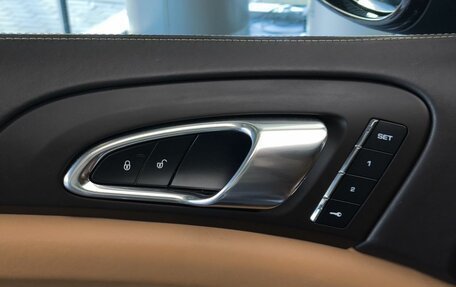 Porsche Cayenne III, 2015 год, 3 390 000 рублей, 8 фотография