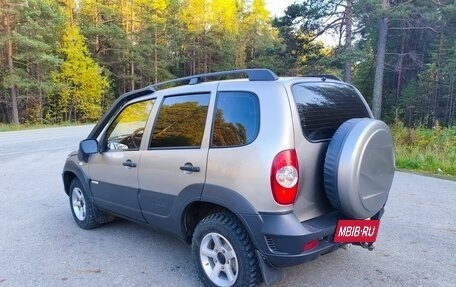 Chevrolet Niva I рестайлинг, 2014 год, 600 000 рублей, 4 фотография