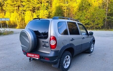 Chevrolet Niva I рестайлинг, 2014 год, 600 000 рублей, 3 фотография