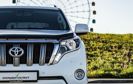 Toyota Land Cruiser Prado 150 рестайлинг, 2012 год, 3 000 000 рублей, 10 фотография