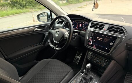 Volkswagen Tiguan II, 2018 год, 1 850 000 рублей, 12 фотография