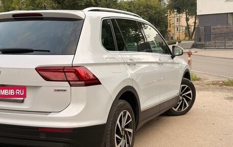 Volkswagen Tiguan II, 2018 год, 1 850 000 рублей, 11 фотография