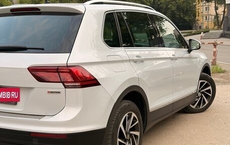 Volkswagen Tiguan II, 2018 год, 1 850 000 рублей, 9 фотография