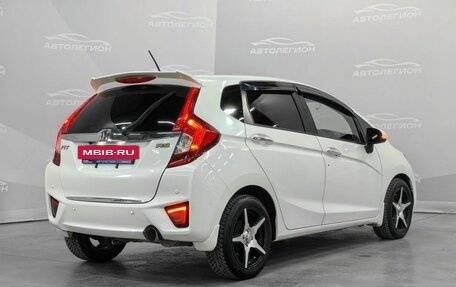 Honda Fit III, 2013 год, 1 180 000 рублей, 5 фотография