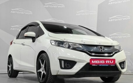 Honda Fit III, 2013 год, 1 180 000 рублей, 10 фотография