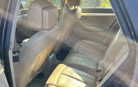 Audi A4, 2003 год, 710 000 рублей, 4 фотография