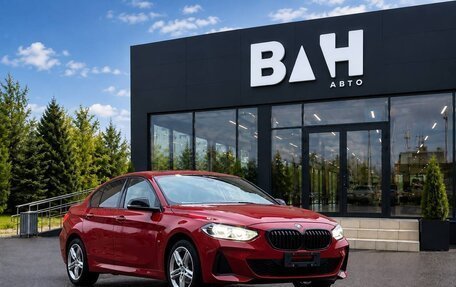 BMW 1 серия, 2022 год, 1 790 000 рублей, 1 фотография