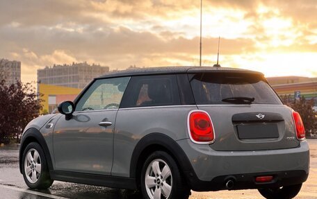 MINI Hatch, 2016 год, 1 500 000 рублей, 8 фотография