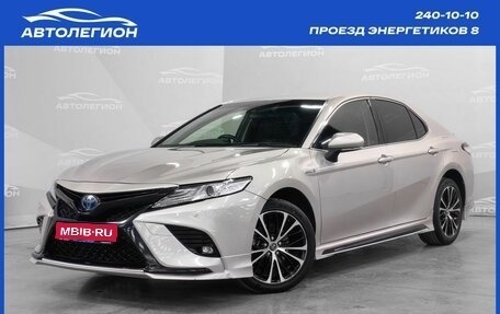 Toyota Camry, 2019 год, 2 640 000 рублей, 1 фотография